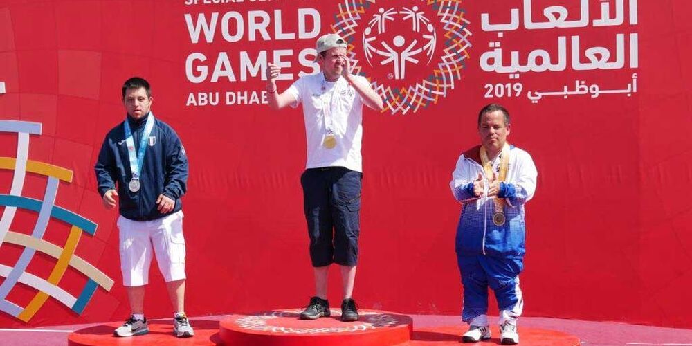 Siegertreppchen bei den Special Olympics World Games. 